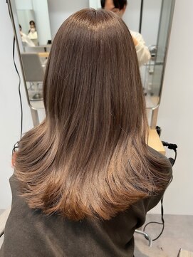 フィル 横浜(fil) ベージュ_ダークアッシュチェリーブラウンフェミニン