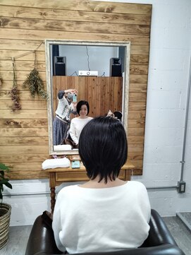 グルー(glue.) ナチュラルショート。