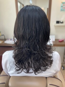 シャラク 高岡駅南店(sharaku) ウルフウェーブヘア