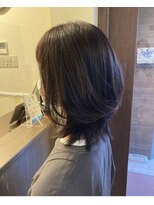 ピース オブ ヘアー Piece of Hair ミディアムローレイヤー