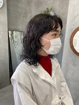 テトヘアー(teto hair) ミディアムウェーブヘア　スパイラルパーマ　くるくる