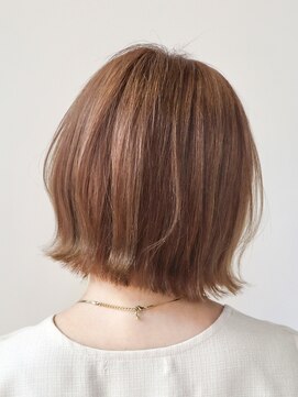 シスタ(SISTA) 外はねくびれボブオレンジブラウンオレンジベージュ【自由が丘】