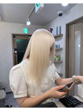 アンク クロス 新宿店(ANKHCROSS) ホワイト @kasumistgram アンククロス新宿