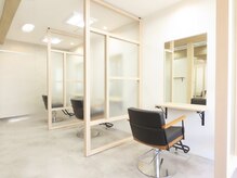イエロー 新浦安店(YeLLOW)の雰囲気（半個室になってます　【新浦安】）