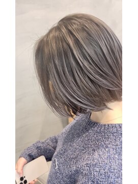 カロン バイ ジーナ 柏の葉キャンパス(Kalon by Zina) *イメチェングレージュショート*美髪【Zina柏の葉キャンパス】