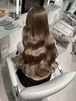 ユニック ウメダ(unique UMEDA)&nbsp;ブリーチありオリーブベージュ/20代トレンド