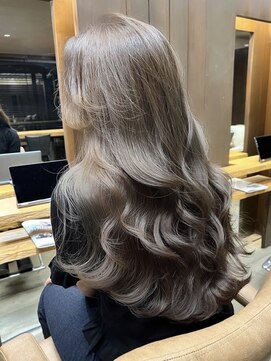 リス バイ ソヨン(Lis by SOYON) 韓国ヘア/レイヤーカット/ワンホン/髪質改善/縮毛矯正/前髪_3