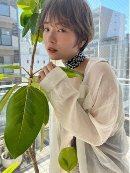 ヒカリスヘアー 吹田店の写真/美しいフォルム×大人女性の魅力を引き出すショートヘアに☆技術力とセンスであなたに似合うスタイルを!