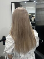 アイズ 横浜(IS) 【RIKA】ケアブリーチ/ダブルカラー/ホワイトベージュ