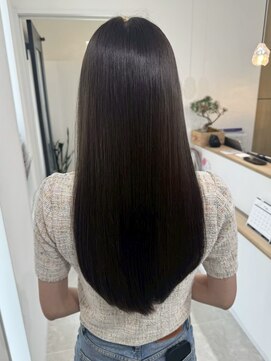 ビビバイベル(BiVi by BHEL) 桑名ロングレイヤーカットハッシュカット透明感カラー重めロング