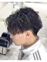 アイトーキョー 池袋(AI TOKYO)&nbsp;縦落ちパーマ×センターパート/池袋/池袋駅