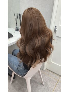 ロンド レア 天神大名店(Lond Le’a) 10代20代30代ミディアムレイヤー似合わせカット大人ガーリー