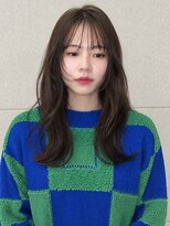 メドウ(meadow) オリーブアッシュ 顔周りレイヤー 顔周りカット 透明感カラー