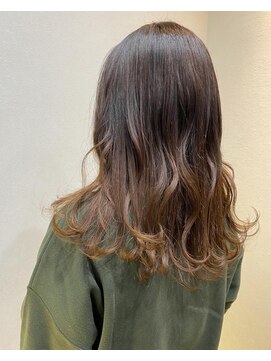 フィオーレ ヘアデザイン(FIORE hair design) グラデーションカラー/ベージュ