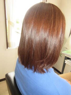 コア フィール ア デイ(COIFFURE A DAY) 【M3D】大人ミディー