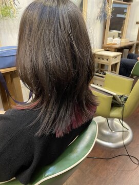 モニカ(Monica) 切りっぱなしボブ★イヤリングカラー、ピラミンゴ