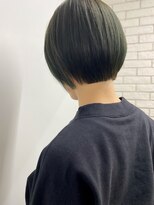 ニュード(niud)&nbsp;miniBob (ショートヘアから伸ばし中)