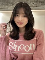 アイヴィー(IVY)&nbsp;ブリーチなしオリーブカラーくびれヘア【肥田亜沙美】