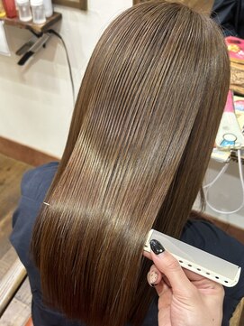 ル コワン ククー(Le coin coucou) 酸性ストレート