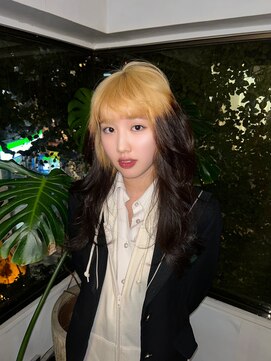 キイ 原宿 表参道(K.e.y) ルーツカラー／デザインカラー／ブリーチカラー