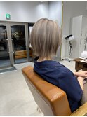 魅力倍増カールセミディシアーカラーダークアッシュショートヘア