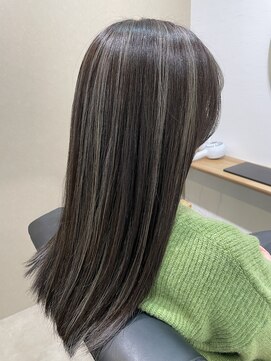 イロン(iroN) コントラストハイライト