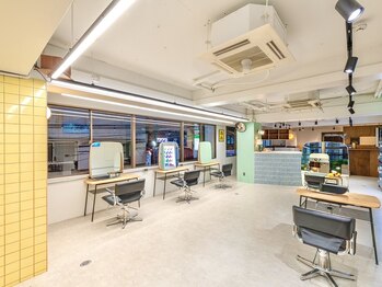 HIBIO　横浜西口店