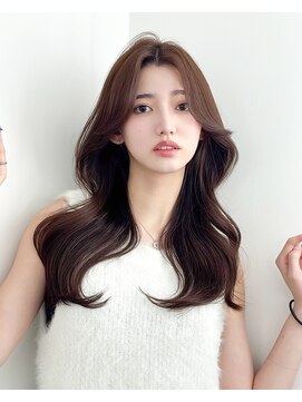 アマトウキョウスマートサロン(AMA TOKYO×Smart Salon) 韓国ヘア レイヤーカット 顔まわり