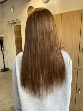 フツーロ 栄(FUTURO) プルエクステ