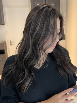 ヨロ 小岩(YOLO) 小岩ハイライトミルクティーグレージュレイヤーカット