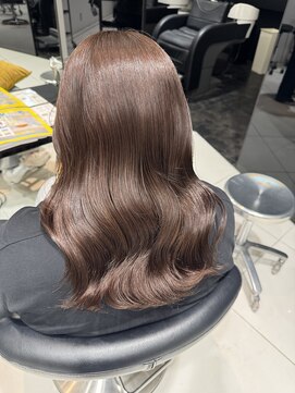 アヴァンス イオンモール和歌山店(AVANCE) 〇アッシュブラウン〇【西澤琴音】