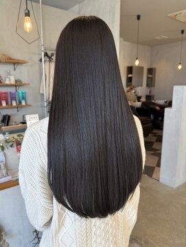 シェル 津山の手店(shel) 20代30代40代髪質改善トリートメントブルーブラック透け感