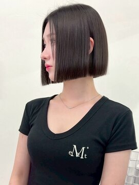 ヴィヴィー 青山表参道店(ViVIE) まとまるタッセルボブ×艶感ブルーブラック