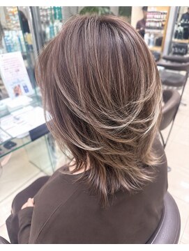 アース 熊本下通店(HAIR & MAKE EARTH) デザインカラー
