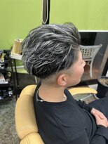 ヘアサロンナンバーワンクラブ上和田本店&nbsp;ホワイトメッシュ