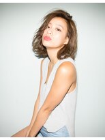 リル(Lilou)&nbsp;【Lilou】グランジロブ×ダークグレージュ Lilou