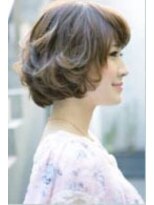 ヴェリーヘアメイク(VERY Hair Make)&nbsp;エアリーな束感でふんわりショート