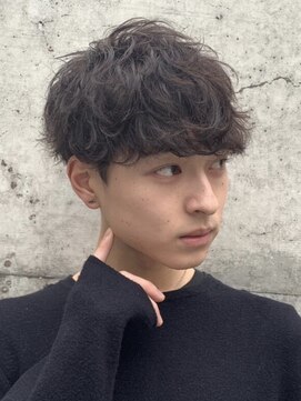 フィフス(fifth) コンマヘア ツイストパーマ ツーブロック マッシュウルフ