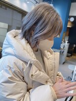 リノショアーズ 日本大通り店(RINOSHORES)&nbsp;【ブリーチ＋ワンカラー】 ホワイトグレージュ/スリークボブ