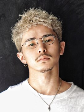 アルファ 新宿(alpha) フェザーパーマ/刈り上げセンターパート/サーフカール[新宿]