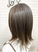 ナチュラルグレージュ