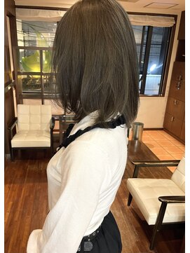 ダアッカ(da acca) ブリーチなしダブルカラーグレーベージュ