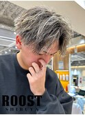 センターパート×ツイスパ×ホワイトハイライト