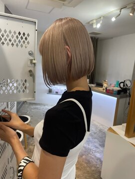 リムレスバイサンク 万代 新潟駅(LIMLESS by cinq) ミルクティーベージュダブルカラーグレージュカラーハイライト