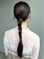 ナカオコアフュール(NAKAO COIFFURE)&nbsp;ヘアセット ローポニー 結婚式アレンジ ロングヘア 20代