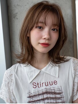 ネオリーブ チロル 横浜西口店(Neolive CiroL.) 20代30代40代小顔レイヤー/暗めカラー/デザインカラー