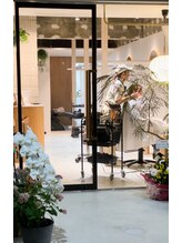 【技術力、サービス、落ち着いた空気感】お客様に真剣に寄り添うことを、何よりも大切にしています＊