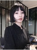 クールなモードボブ