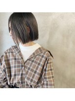 ミント(mint) カーキグレーで赤み除去!