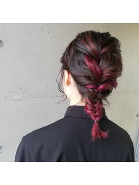 プッティ (putti) ヘアアレンジ